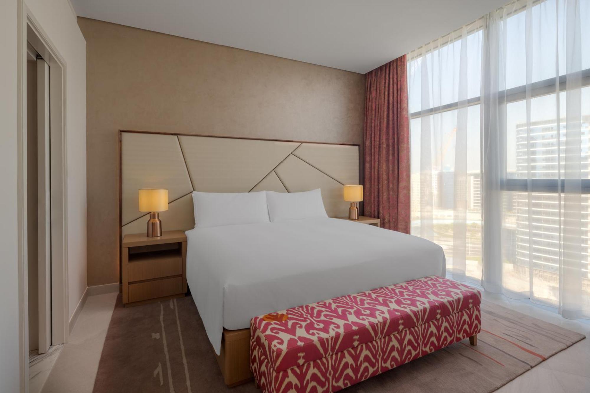 Hilton Dubai Creek Hotel & Residences Esterno foto