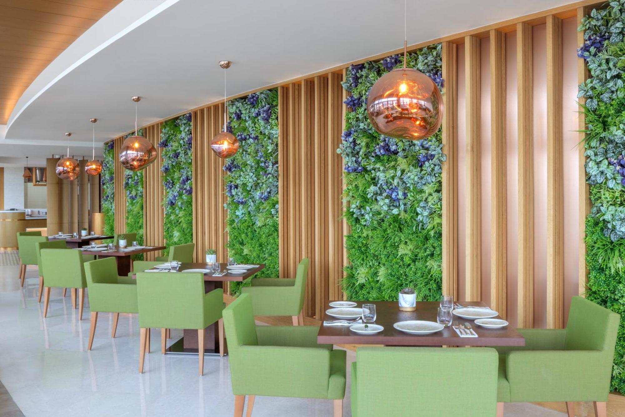 Hilton Dubai Creek Hotel & Residences Esterno foto