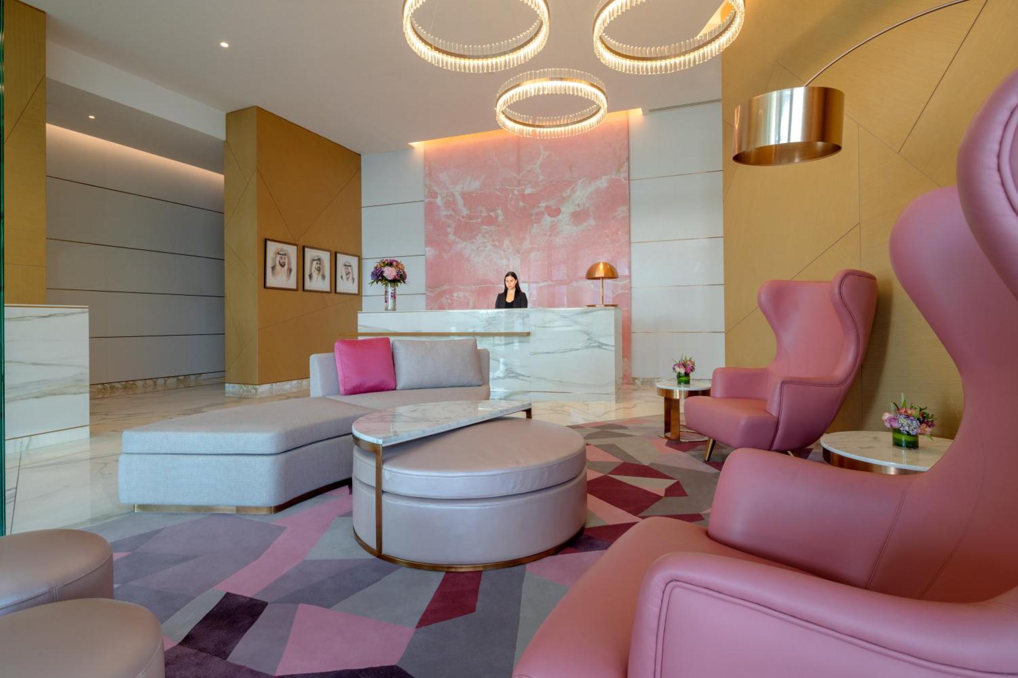 Hilton Dubai Creek Hotel & Residences Esterno foto