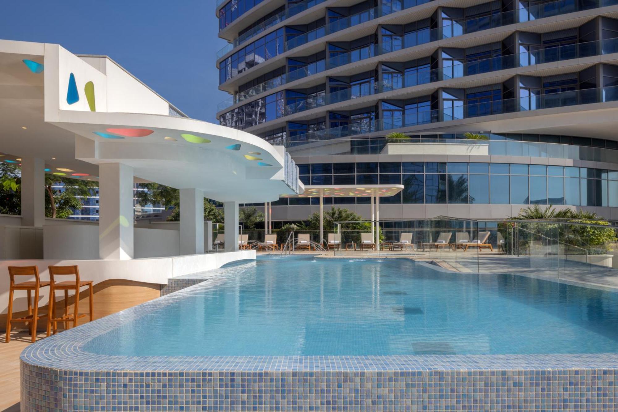 Hilton Dubai Creek Hotel & Residences Esterno foto